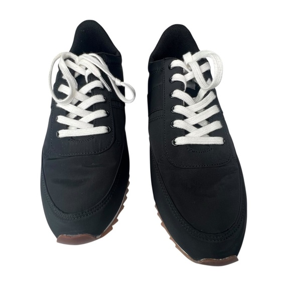 J.Crew Lightweight Women’s Sneakers Size 9 - Picture 1 of 9